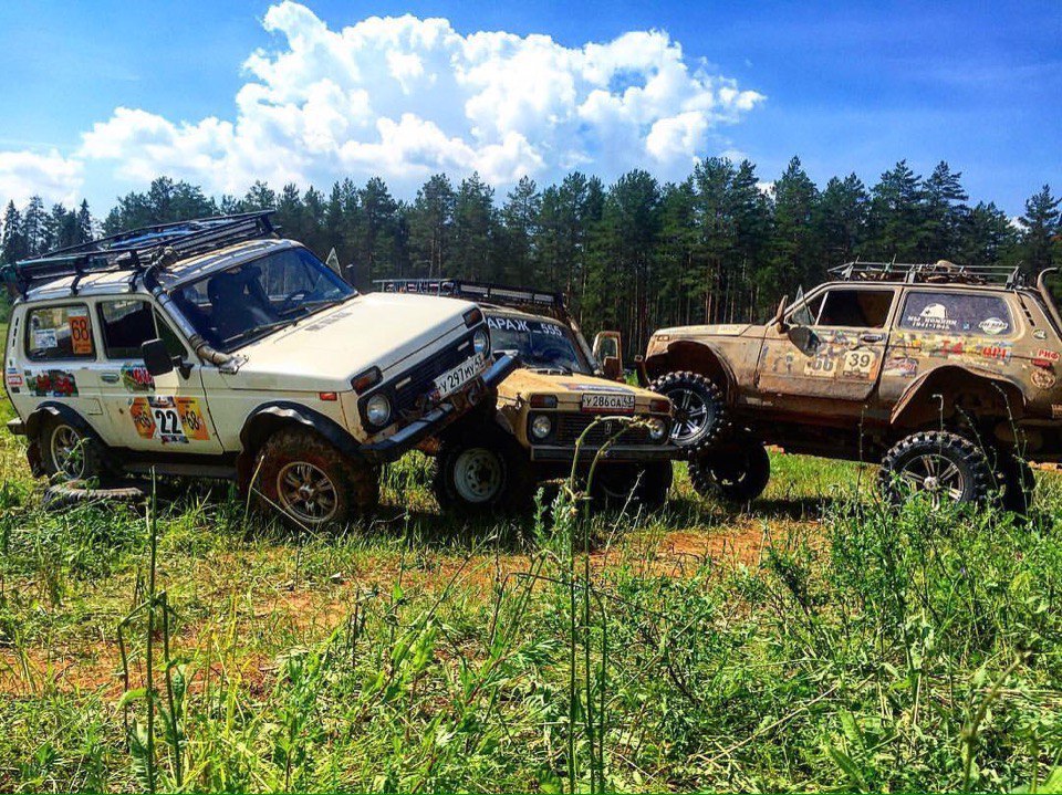 Юбилей легендарной LADA 4x4. Фотоотчет