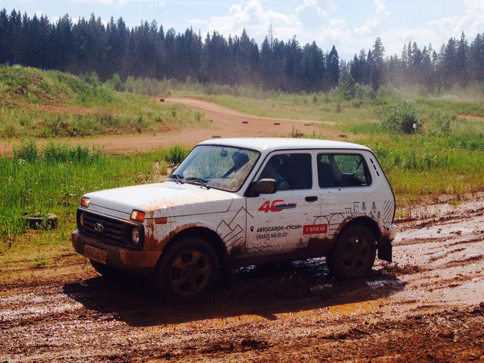 Юбилей легендарной LADA 4x4. Фотоотчет